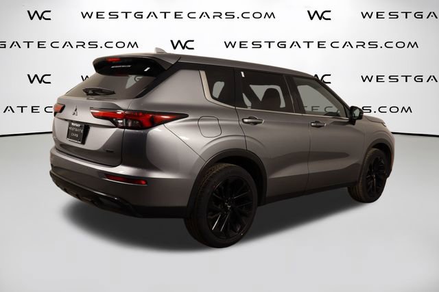Used 2024 Mitsubishi Outlander SE Black Edition image 42