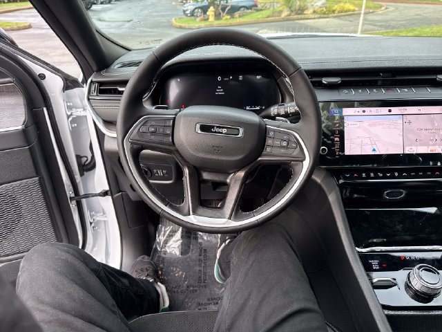 New 2026 Jeep Grand Cherokee Altitude AWD/4WD image 17