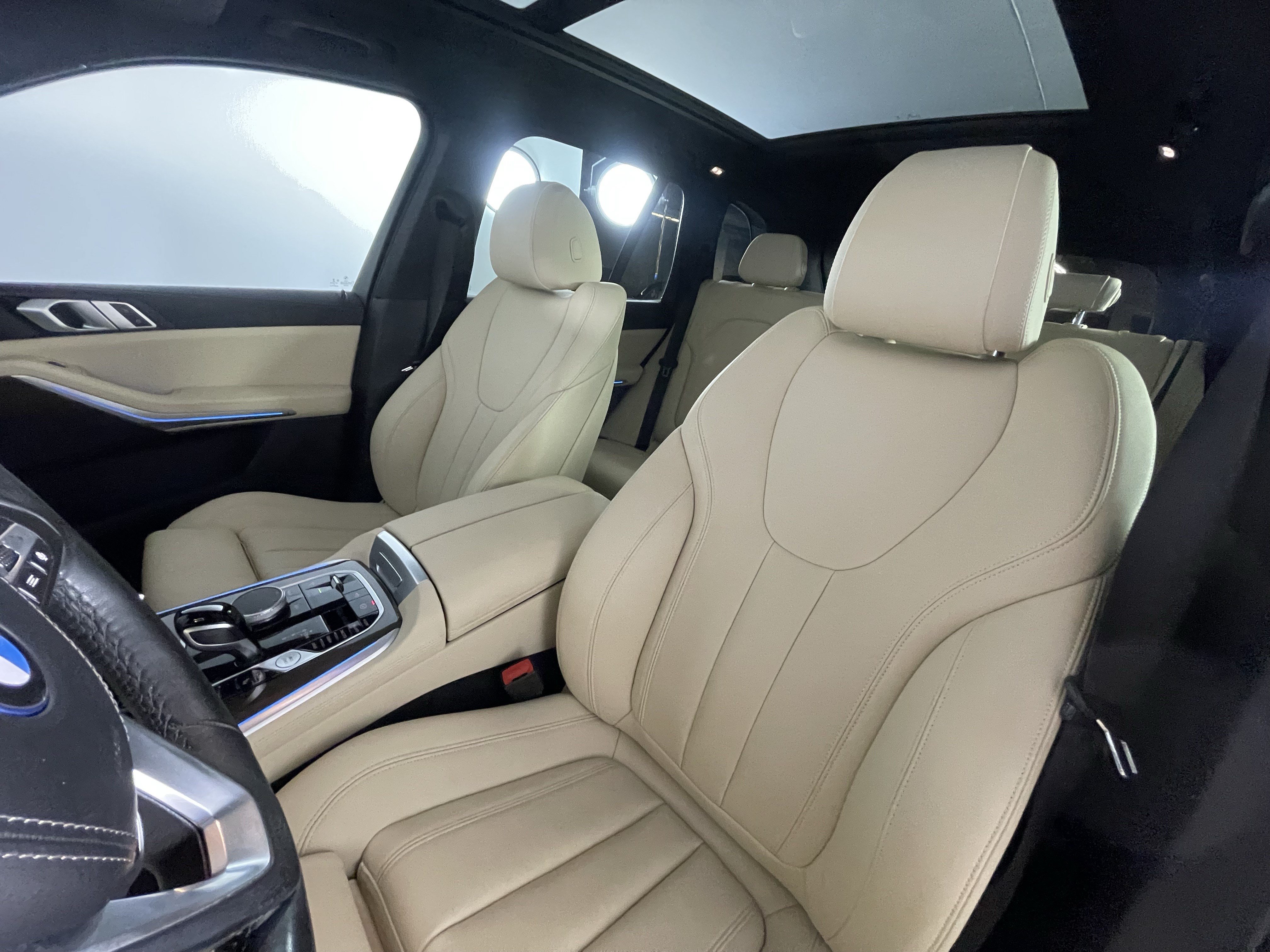 Certified 2022 BMW X5 xDrive45e w/ Premium Package AWD/4WD image 9