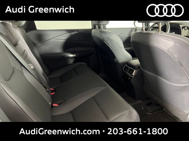 Used 2023 Lexus RX 350 Premium w/ Accessory Package AWD/4WD image 15