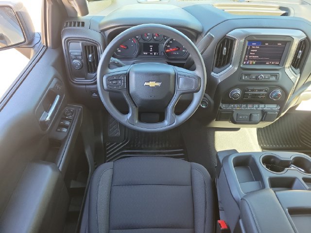 New 2026 Chevrolet Silverado 1500 Custom w/ LPO, Dark Essentials Package RWD image 7