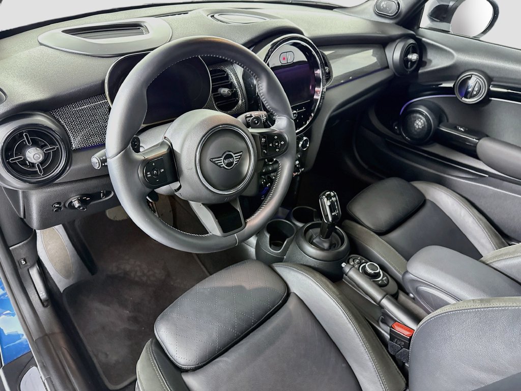 Certified 2024 MINI Cooper S FWD image 17