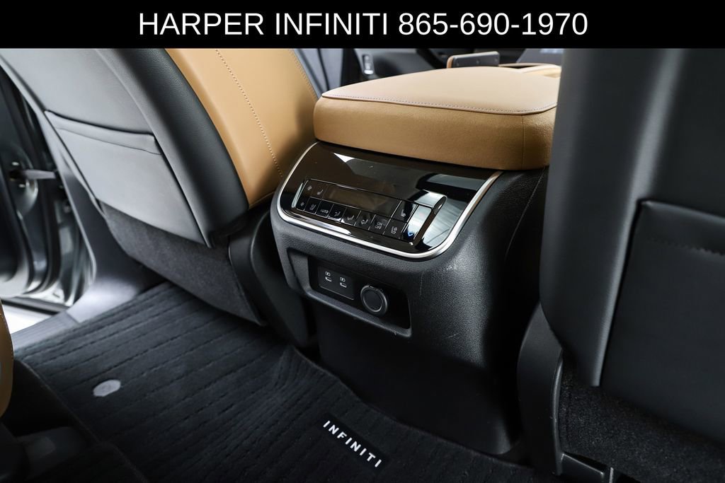 Used 2025 INFINITI QX80 Sensory AWD/4WD image 39