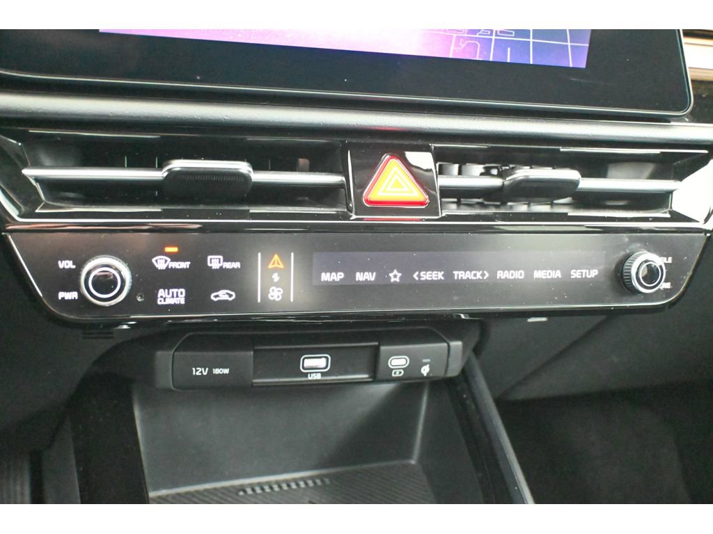 Certified 2025 Kia Niro Wind w/ Wind Preserve Package image 46