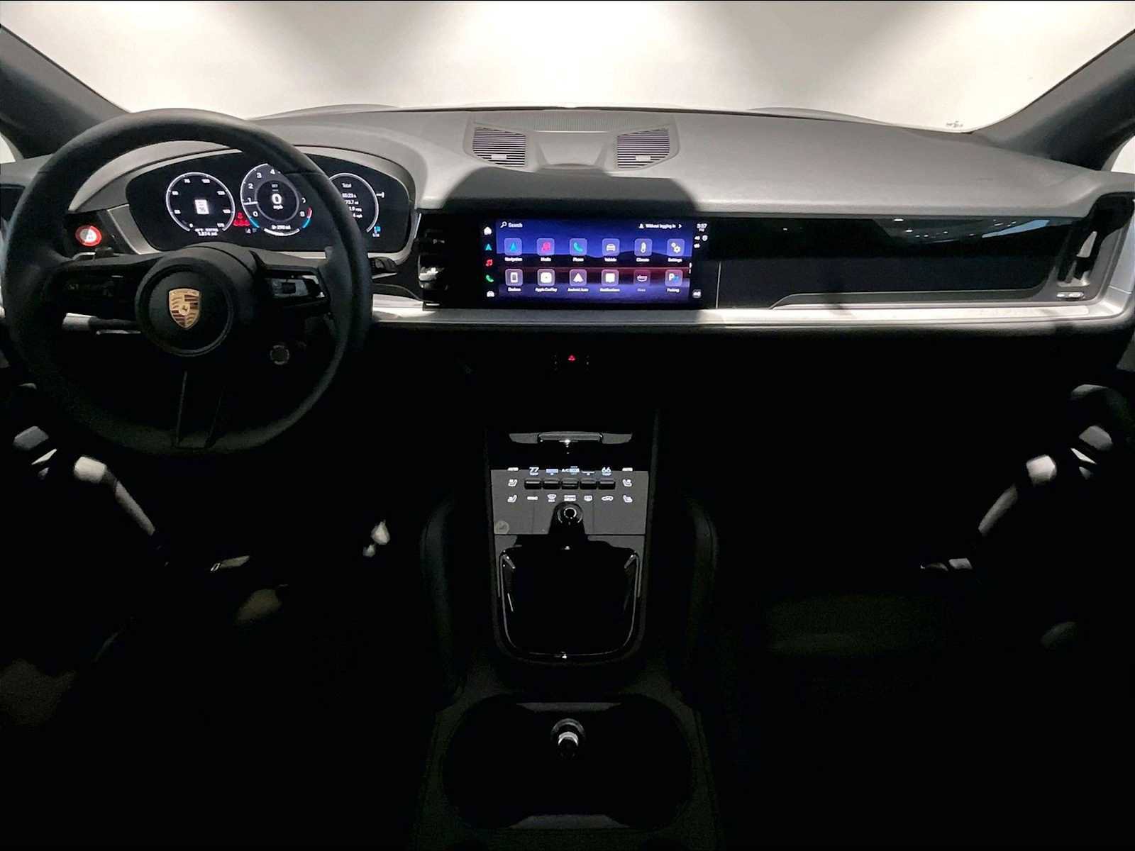 Used 2026 Porsche Cayenne image 17