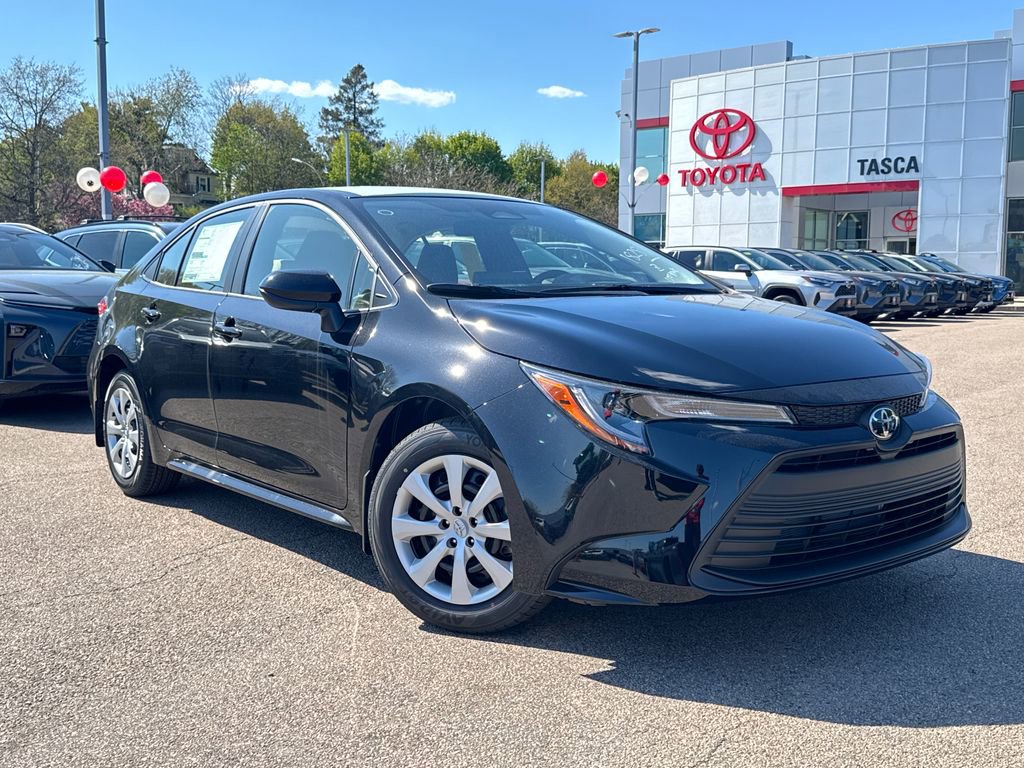 New 2026 Toyota Corolla LE FWD image 2