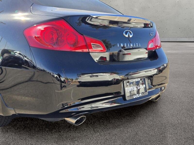 Used 2012 INFINITI G37 Journey w/ Premium Pkg RWD image 6
