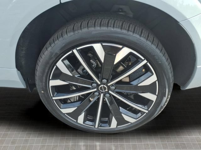 New 2026 Volvo XC60 B5 Ultra w/ Protection Package Premier AWD/4WD image 10