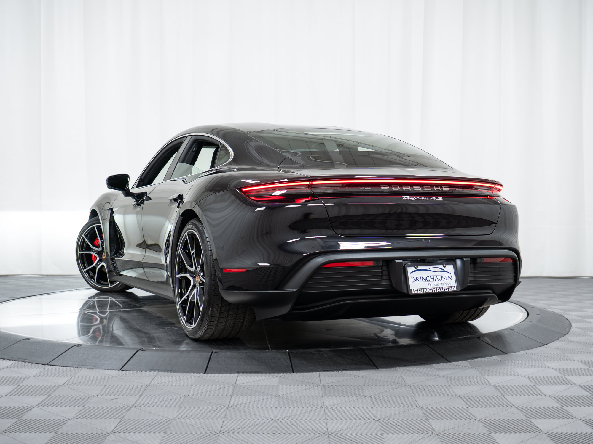 New 2026 Porsche Taycan 4S AWD/4WD image 36