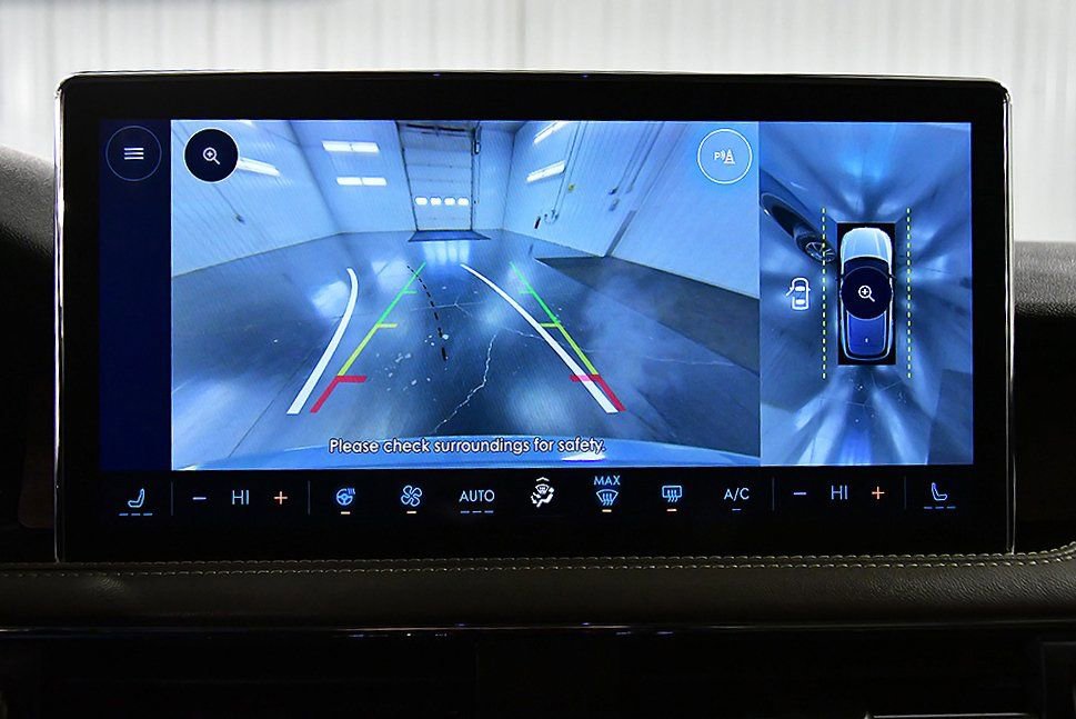 Used 2023 Lincoln Corsair Reserve w/ Equipment Group 202A image 23