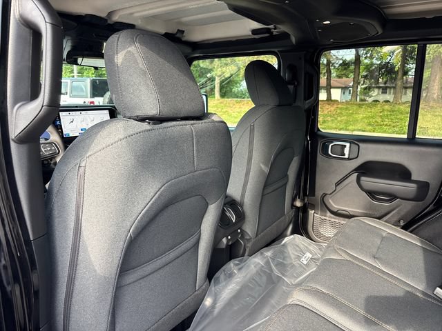 New 2026 Jeep Wrangler Unlimited Sport AWD/4WD image 9