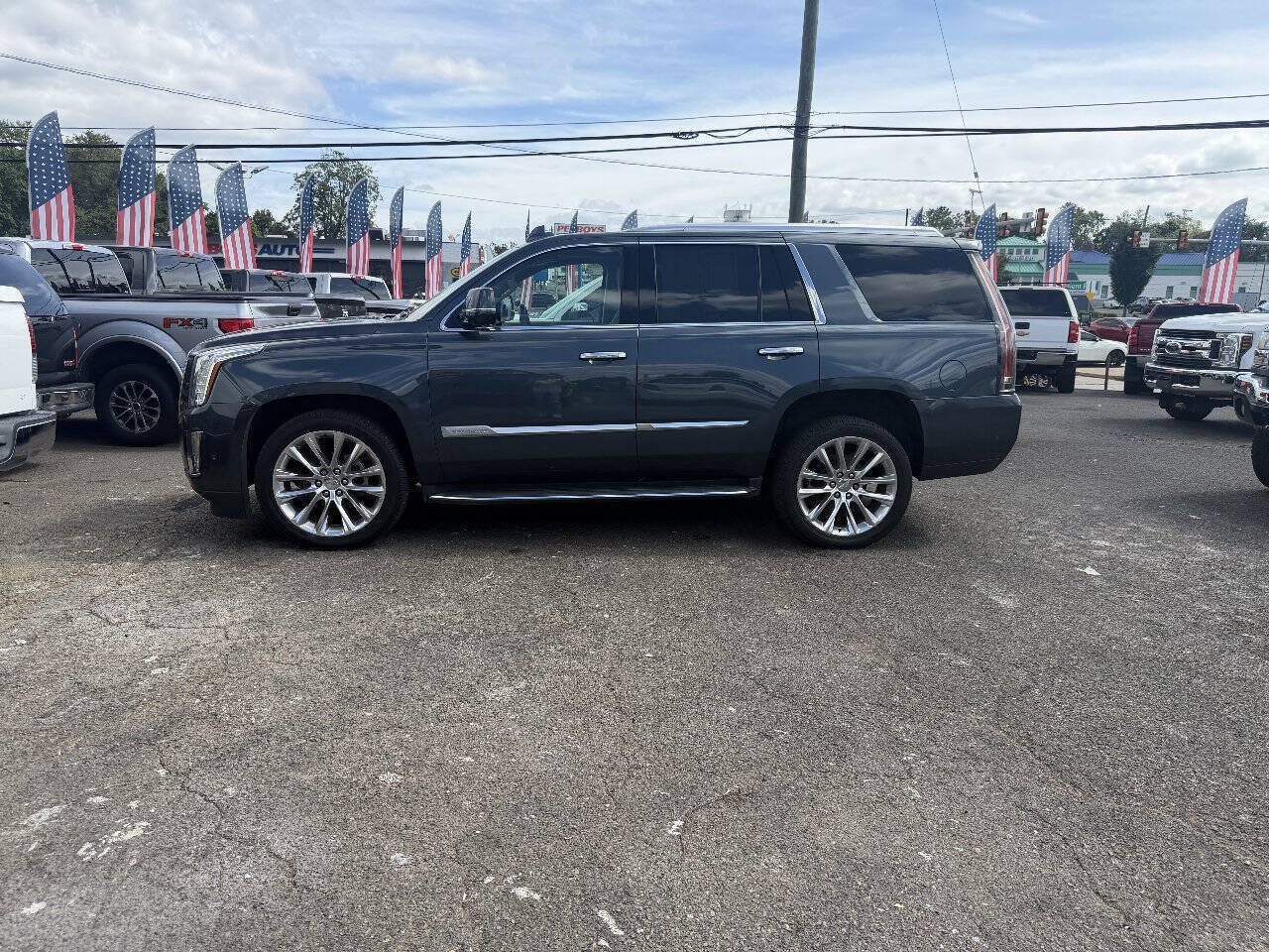 Used 2019 Cadillac Escalade Luxury