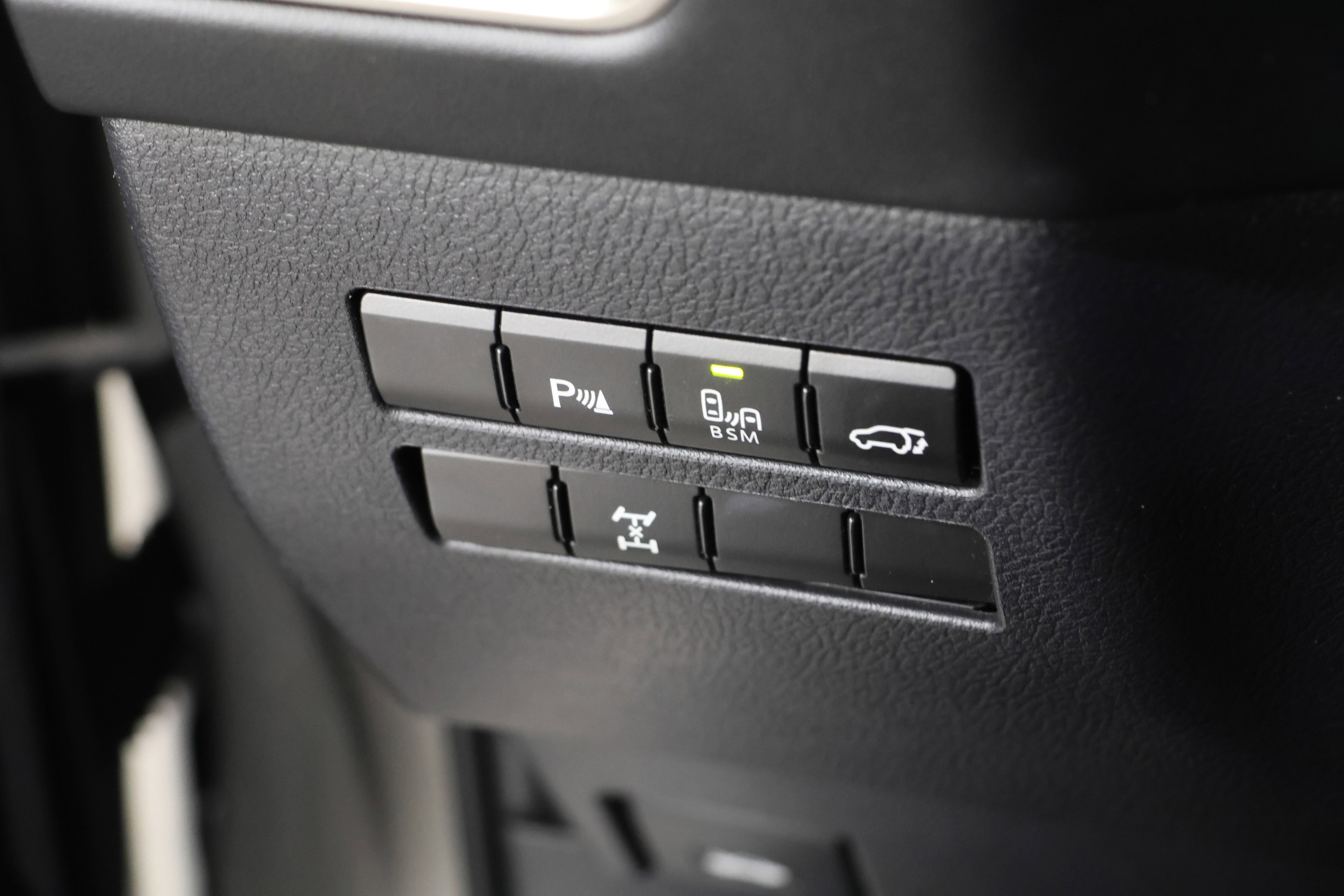 Used 2015 Lexus NX 200t AWD w/ Premium Package image 15