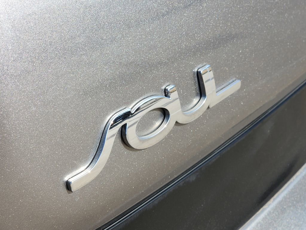 Used 2019 Kia Soul Base w/ Convenience Package image 15