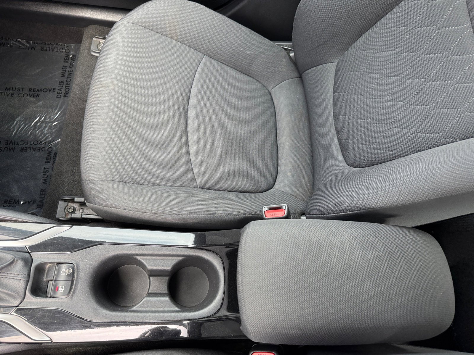 Used 2021 Toyota Corolla LE FWD image 14