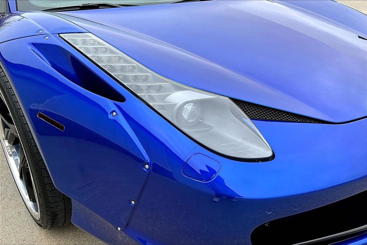 Used 2015 Ferrari 458 Italia Coupe image 30