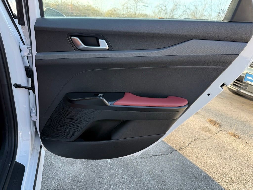 Used 2023 Kia K5 GT-Line image 15