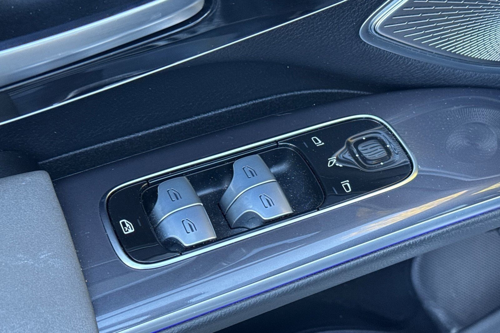 Certified 2023 Mercedes-Benz EQS 450+ SUV image 12