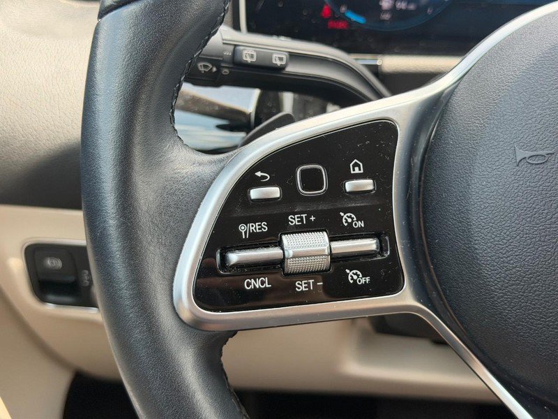 Used 2021 Mercedes-Benz GLA 250 4MATIC image 19