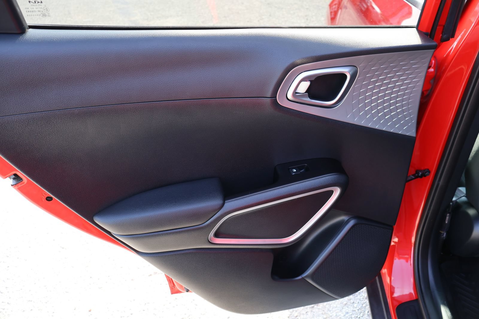 Used 2024 Kia Soul S FWD image 11