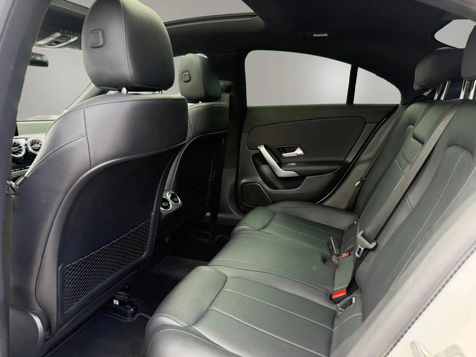 Used 2023 Mercedes-Benz CLA 250 w/ Premium Package image 13
