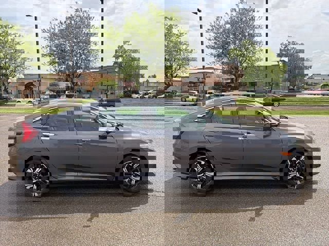 Used 2016 Honda Civic Touring image 13