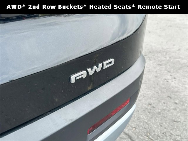 Used 2023 GMC Acadia SLE w/ Driver Convenience Package image 31