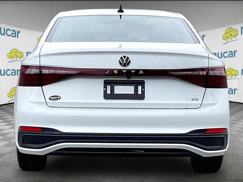 New 2026 Volkswagen Jetta SE FWD image 5
