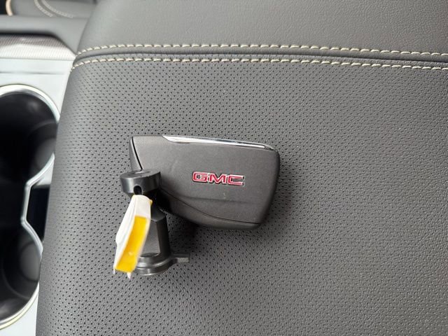 New 2026 GMC Yukon XL Elevation image 68