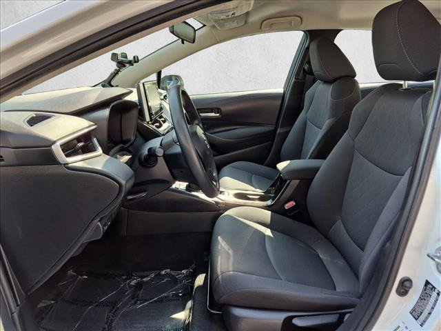 Used 2020 Toyota Corolla LE FWD image 15