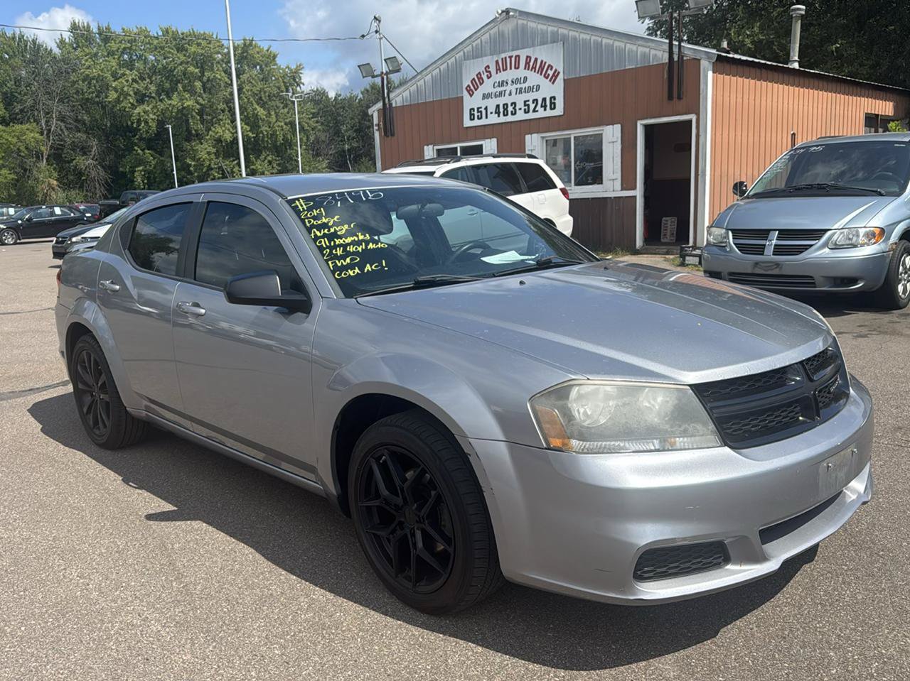 Used 2014 Dodge Avenger SE w/ Blacktop Package FWD image 3