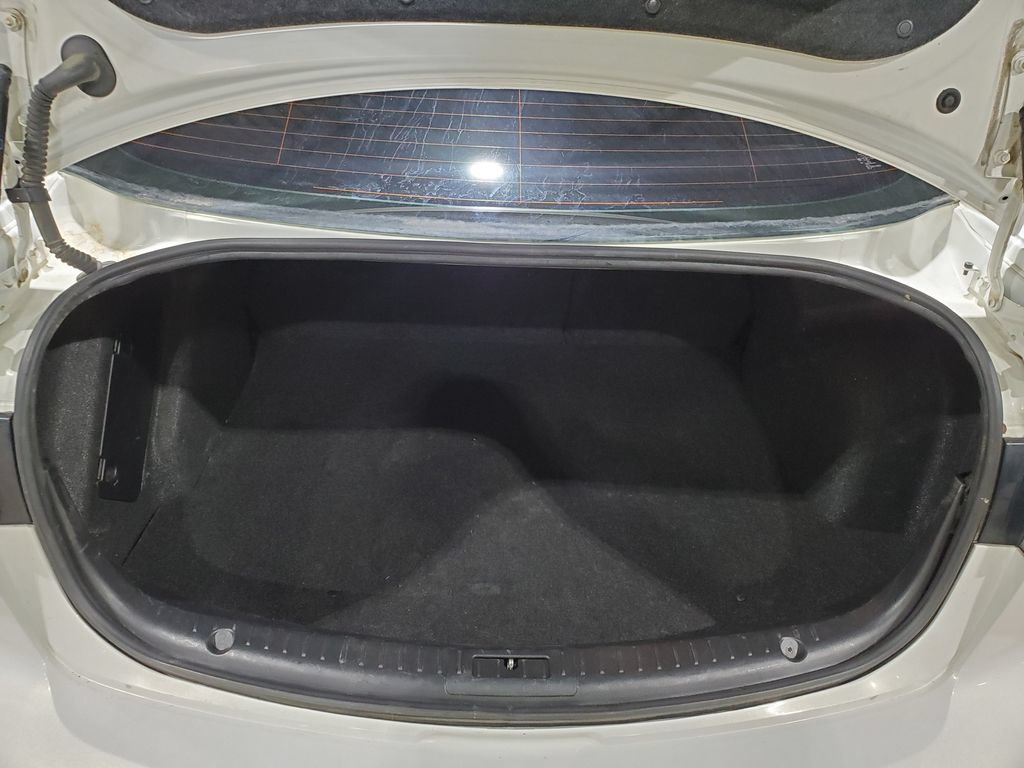 Used 2011 MAZDA MAZDA3 i Touring FWD image 32