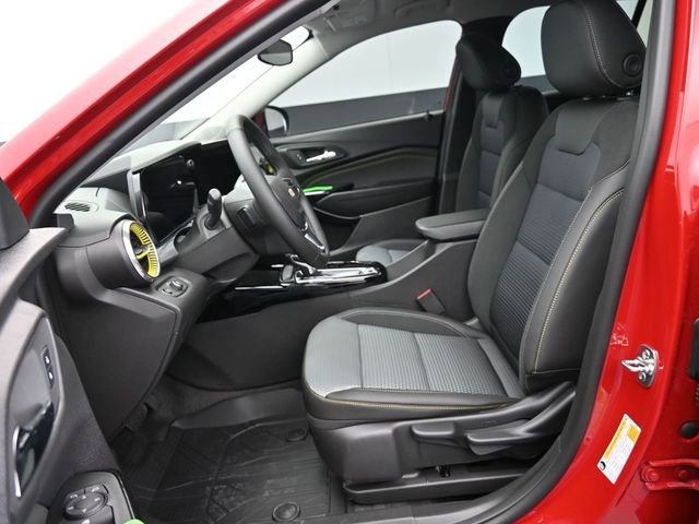 New 2026 Chevrolet Trax LT w/ Driver Confidence Package FWD image 37