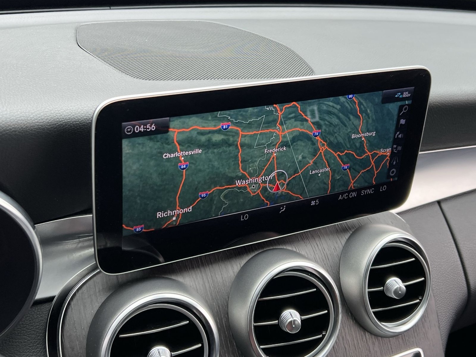 Used 2019 Mercedes-Benz C 300 4MATIC Sedan image 25