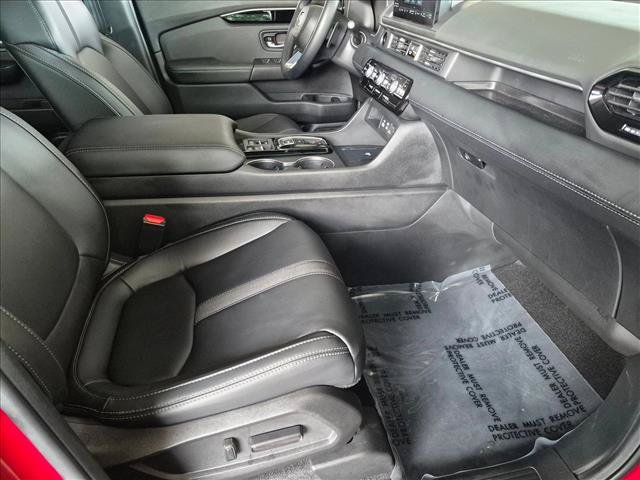 Certified 2025 Honda Pilot EX-L image 19