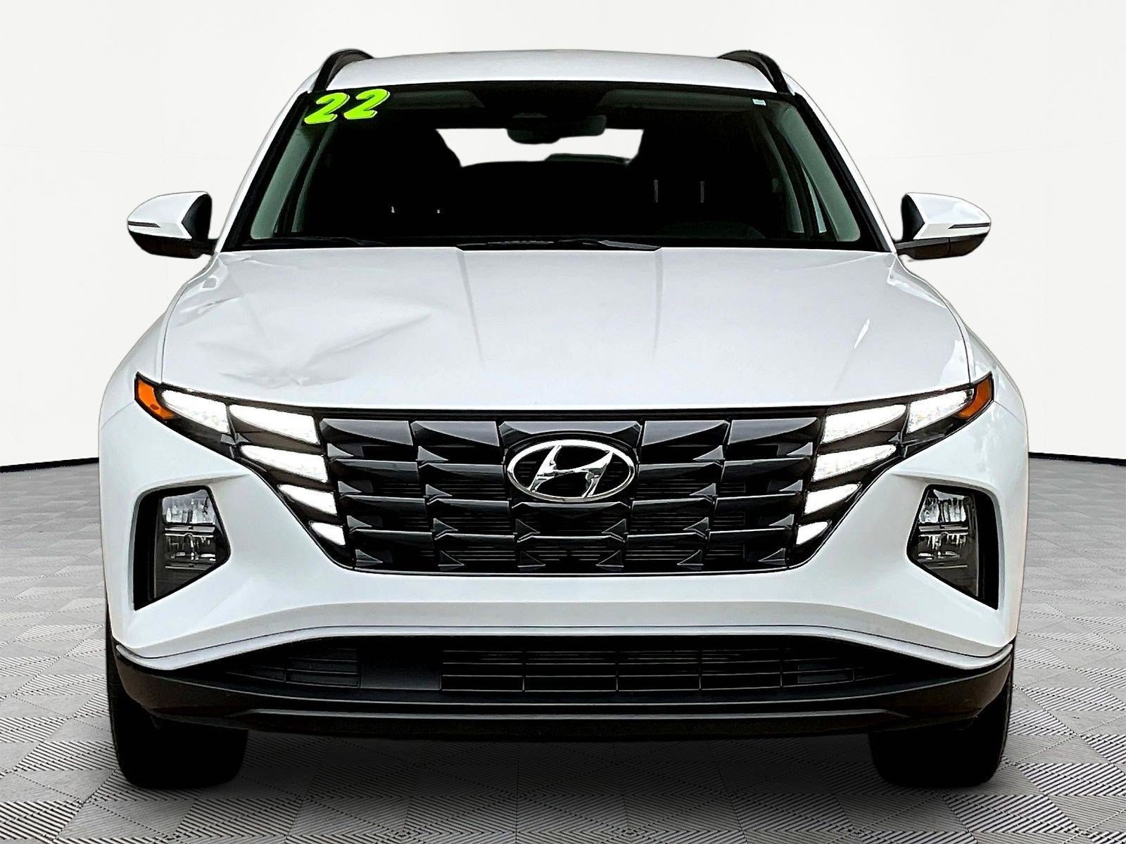 Used 2022 Hyundai Tucson SEL AWD/4WD image 2