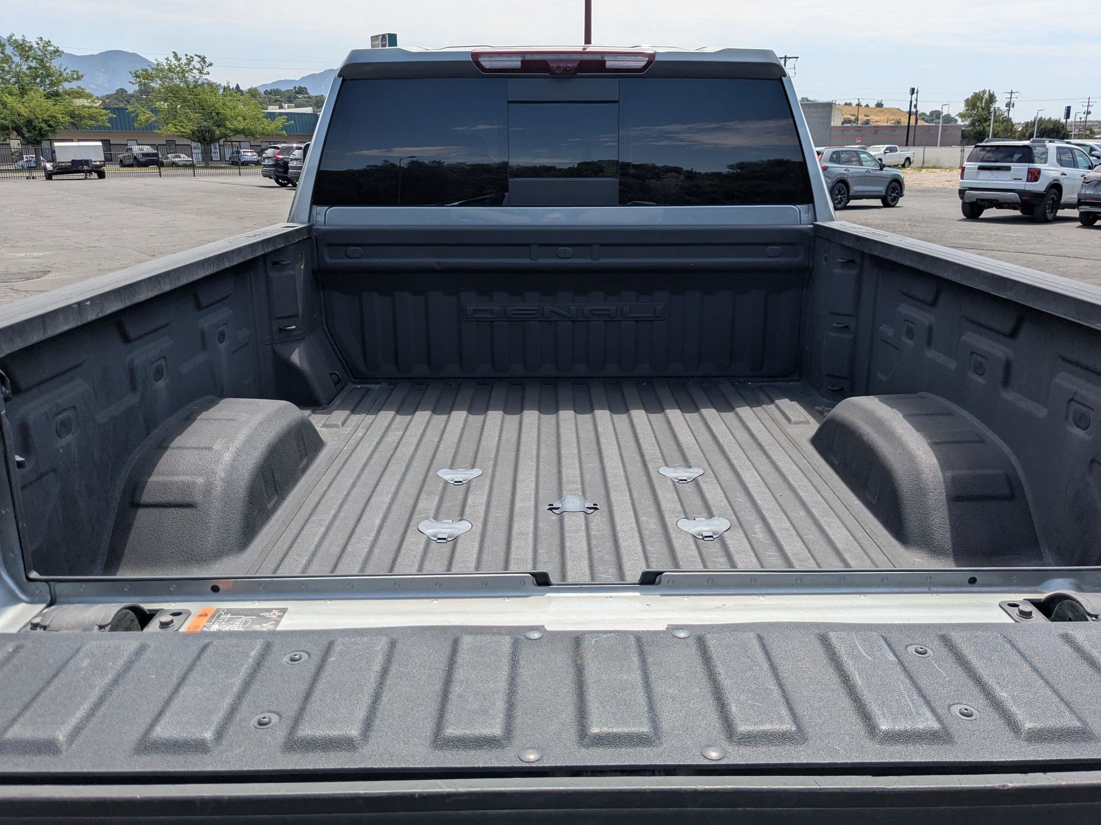 Used 2024 GMC Sierra 3500 Denali w/ Technology Package AWD/4WD image 35