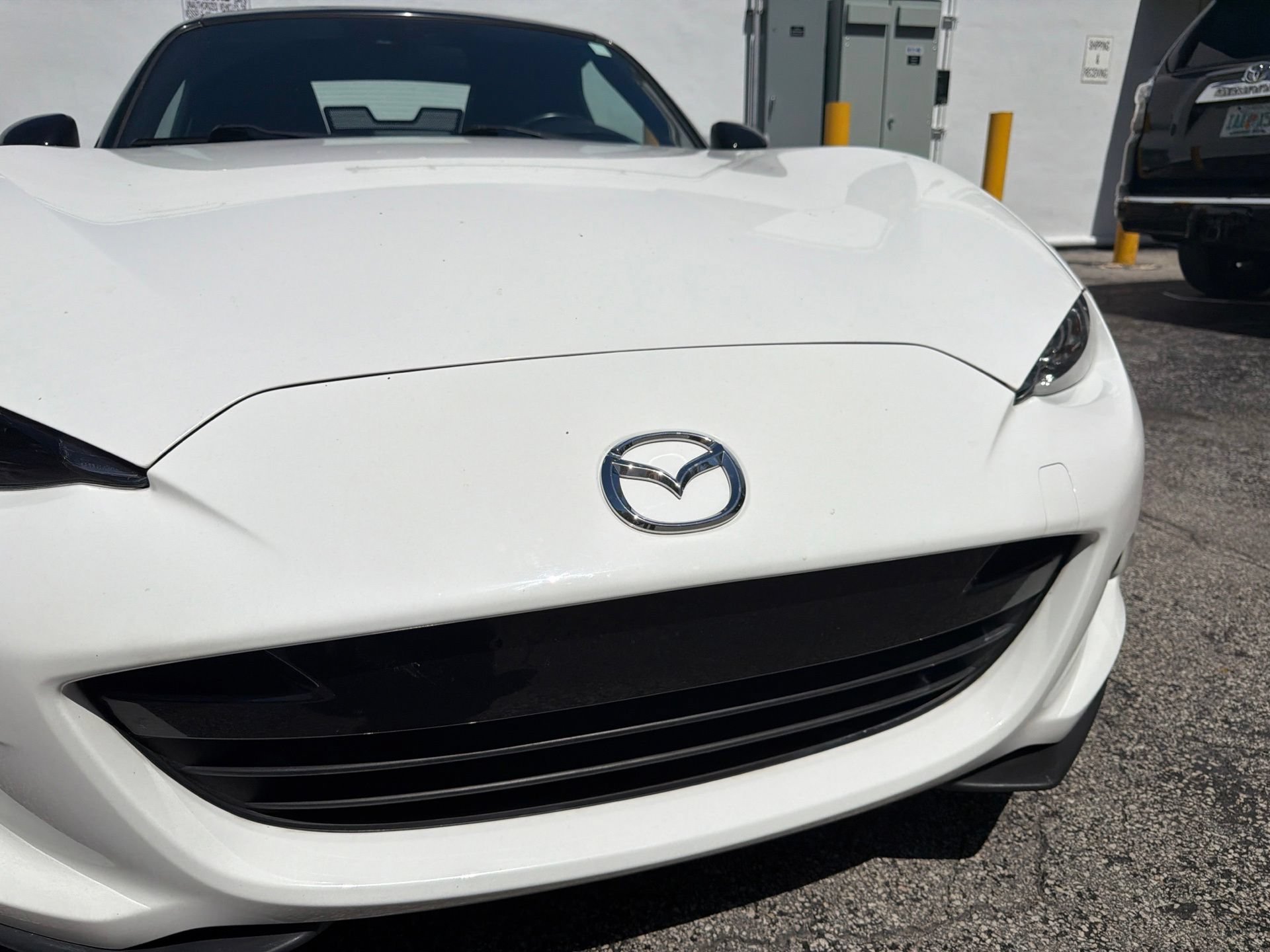 Used 2020 MAZDA MX-5 Miata Sport RWD image 5