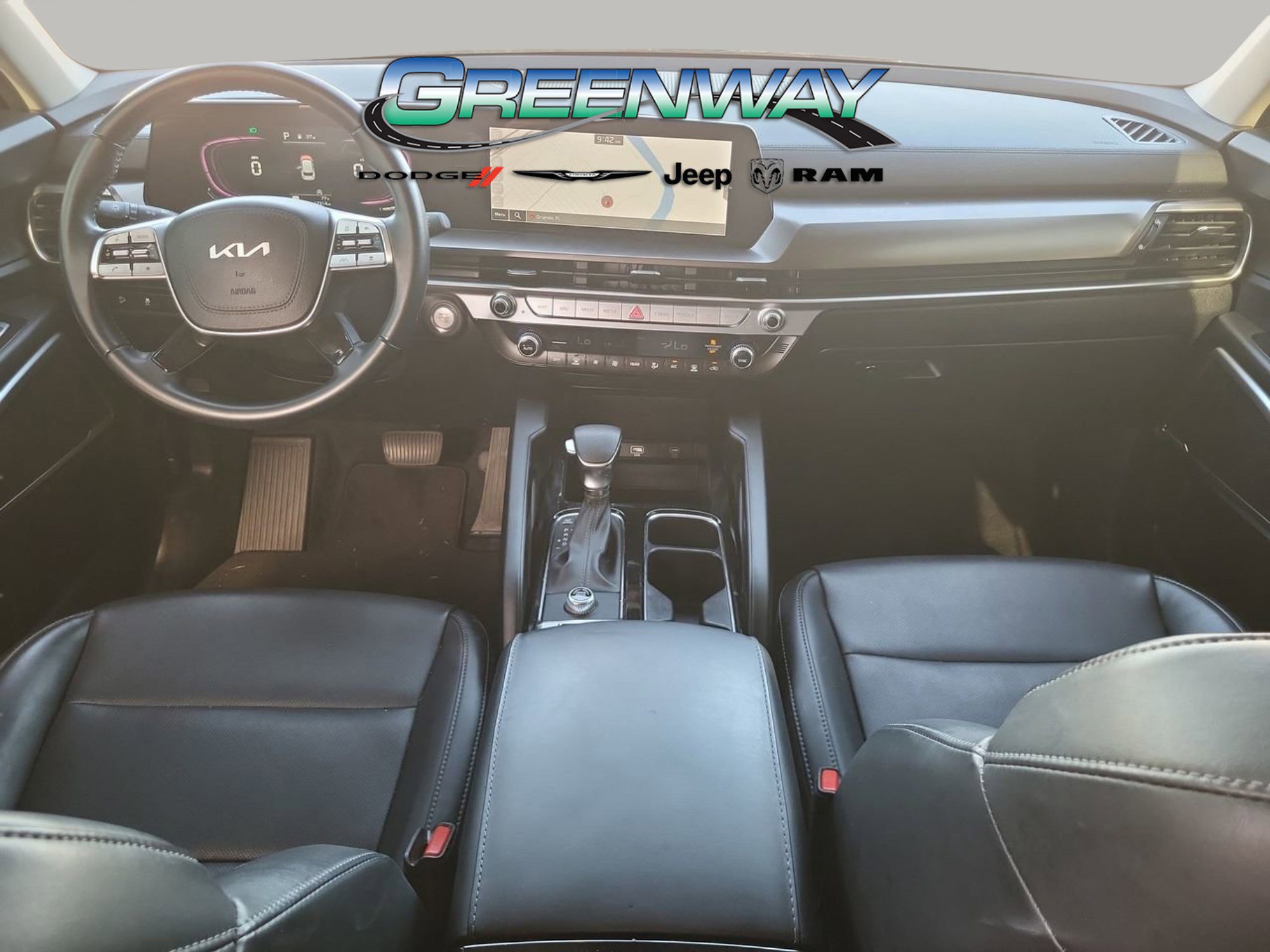 Used 2024 Kia Telluride LX image 10