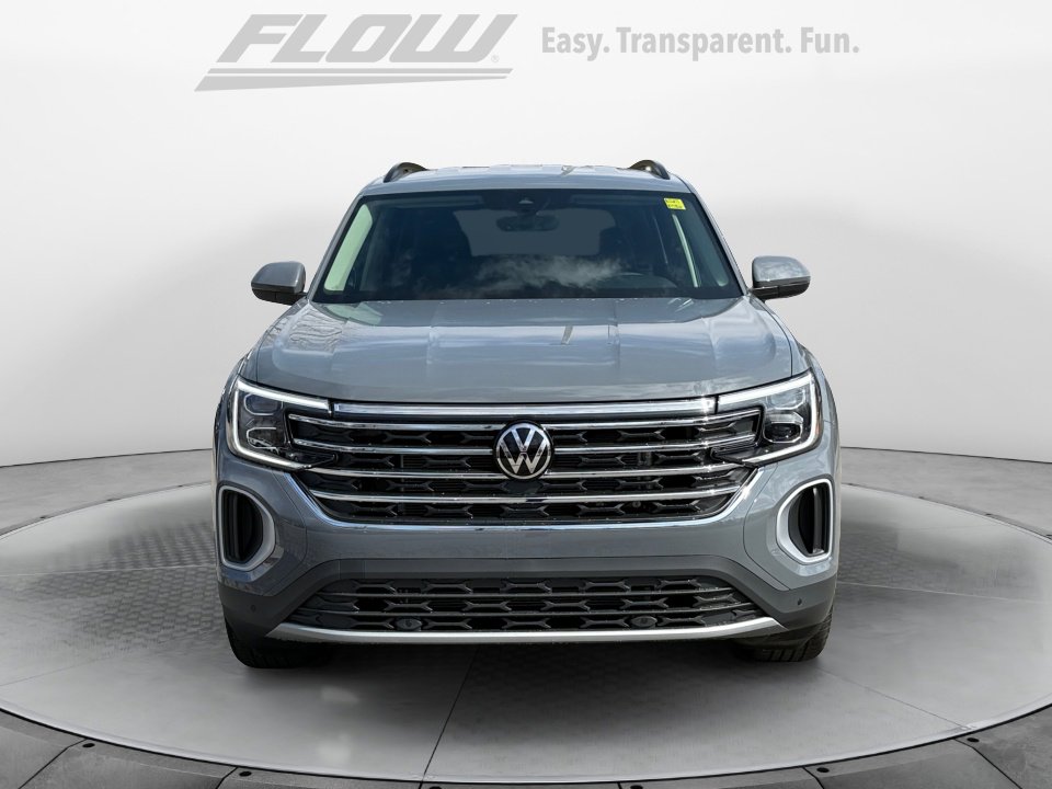 New 2026 Volkswagen Atlas SE image 2
