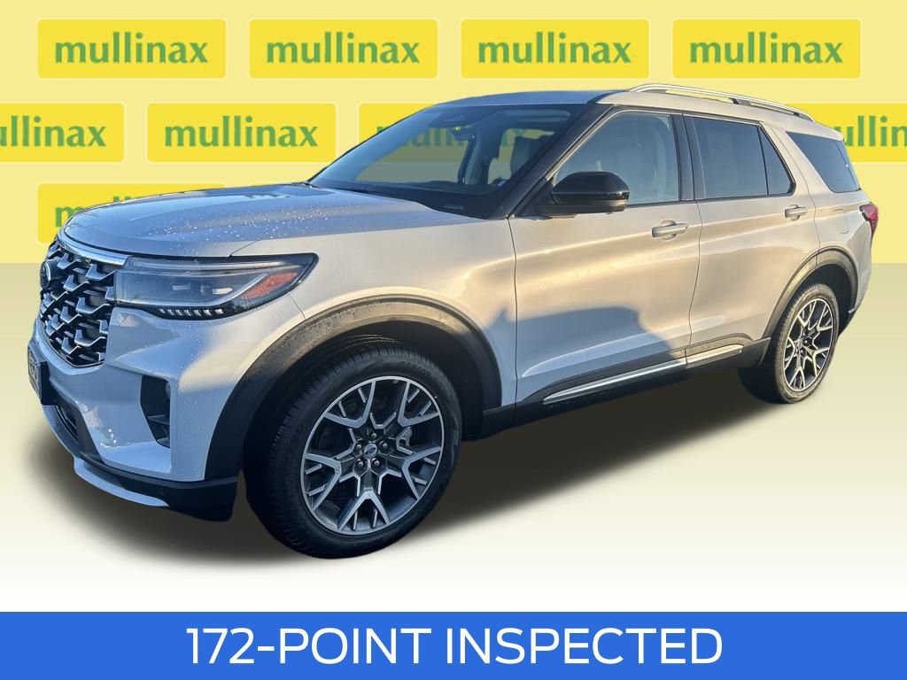 Certified 2025 Ford Explorer Platinum w/ Ultimate Package image 15