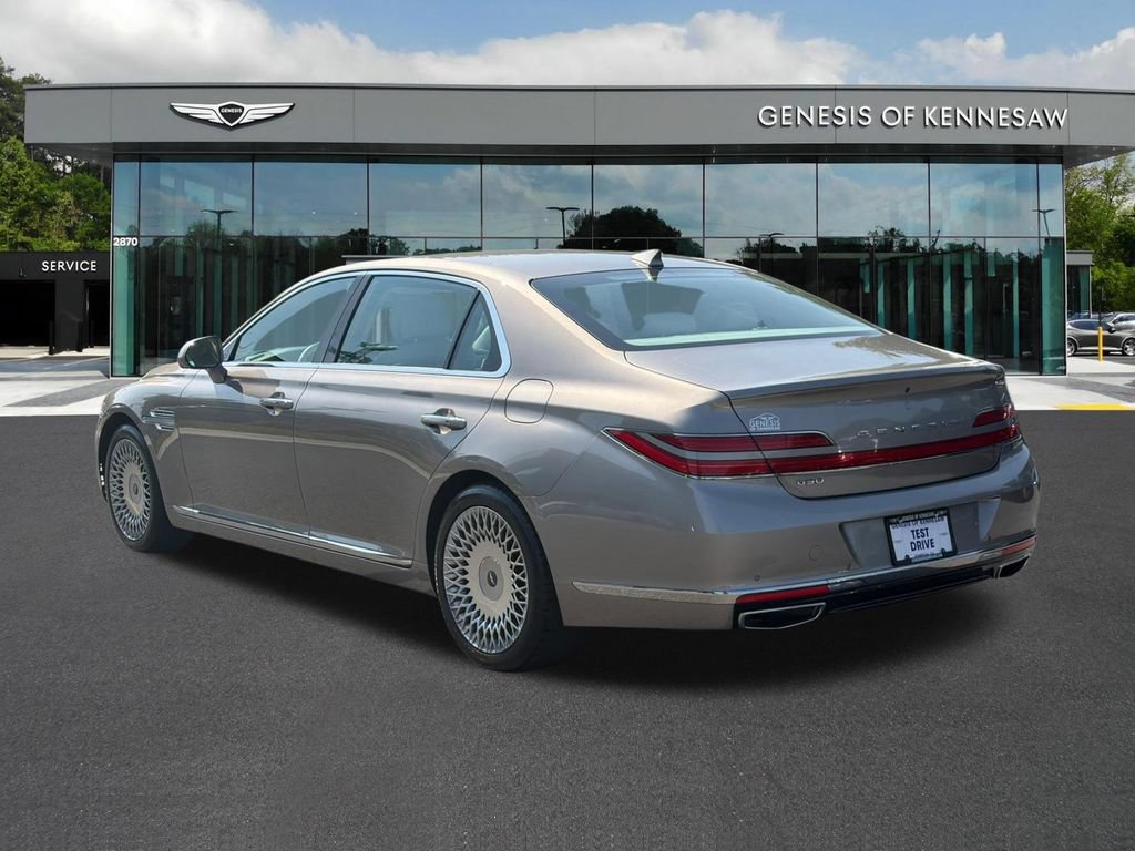 Used 2022 Genesis G90 3.3T Premium RWD image 6