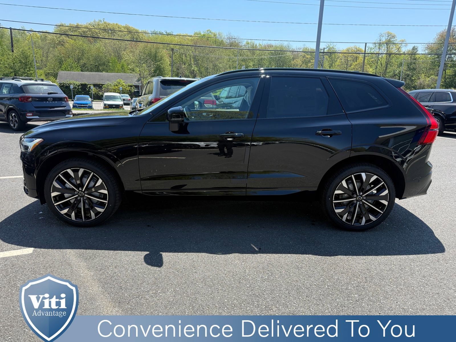 New 2026 Volvo XC60 B5 Ultra w/ Protection Package Premier AWD/4WD image 5