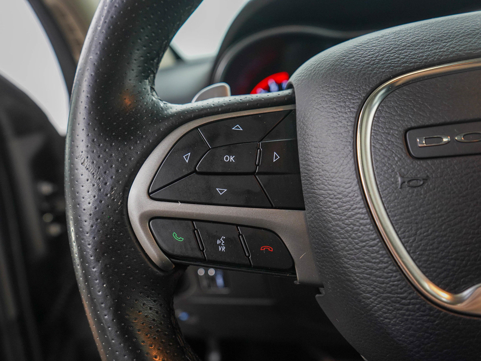 Used 2019 Dodge Durango Citadel w/ Technology Group AWD/4WD image 28