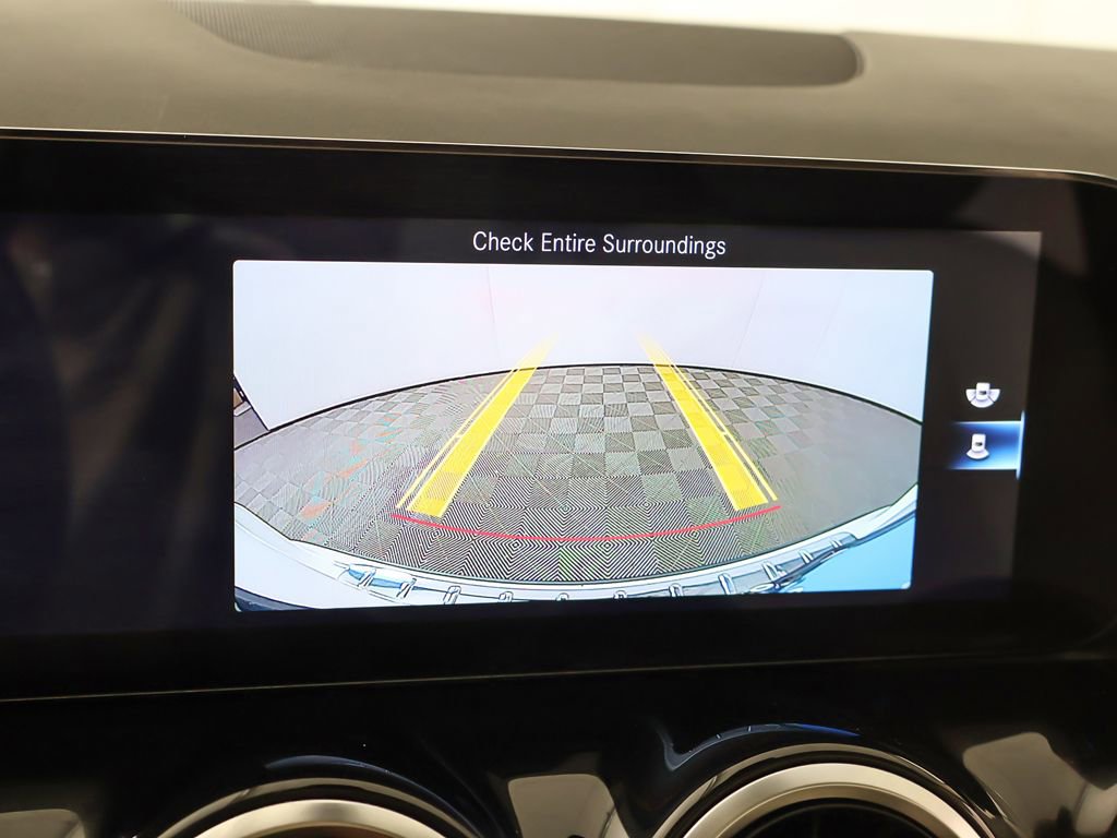Used 2022 Mercedes-Benz GLA 250 4MATIC w/ Premium Package image 44