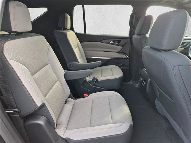 Used 2025 Chevrolet Traverse LT FWD image 21