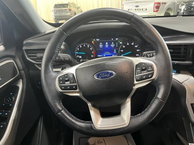 Used 2020 Ford Explorer XLT w/ Equipment Group 202A AWD/4WD image 20