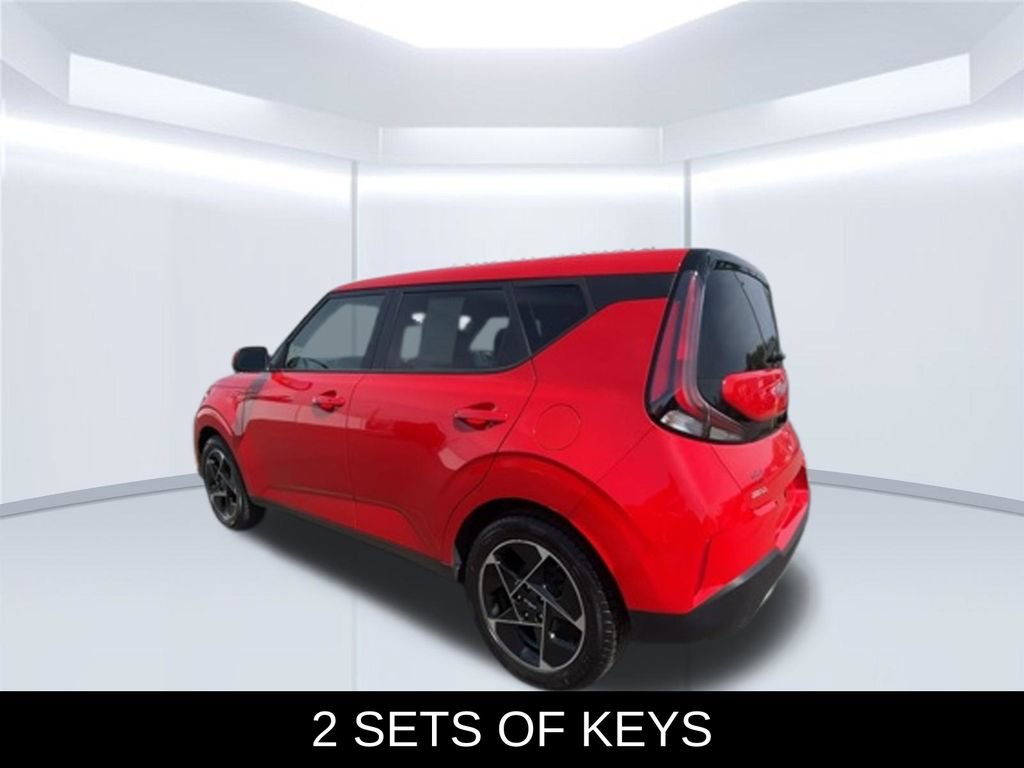 Used 2023 Kia Soul EX FWD image 8