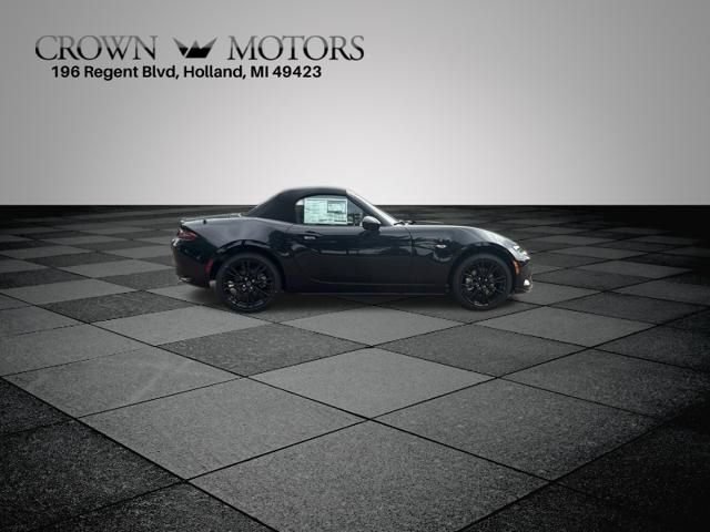 New 2026 MAZDA MX-5 Miata Club w/ Weather Package RWD image 10