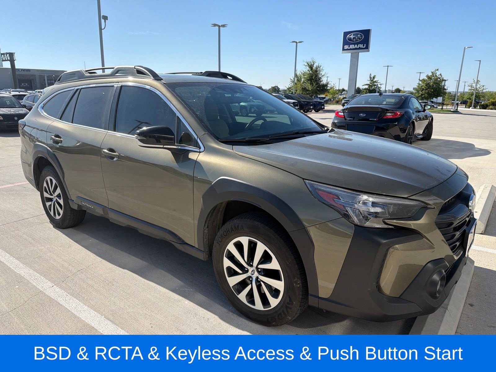 Used 2024 Subaru Outback Premium AWD/4WD image 2
